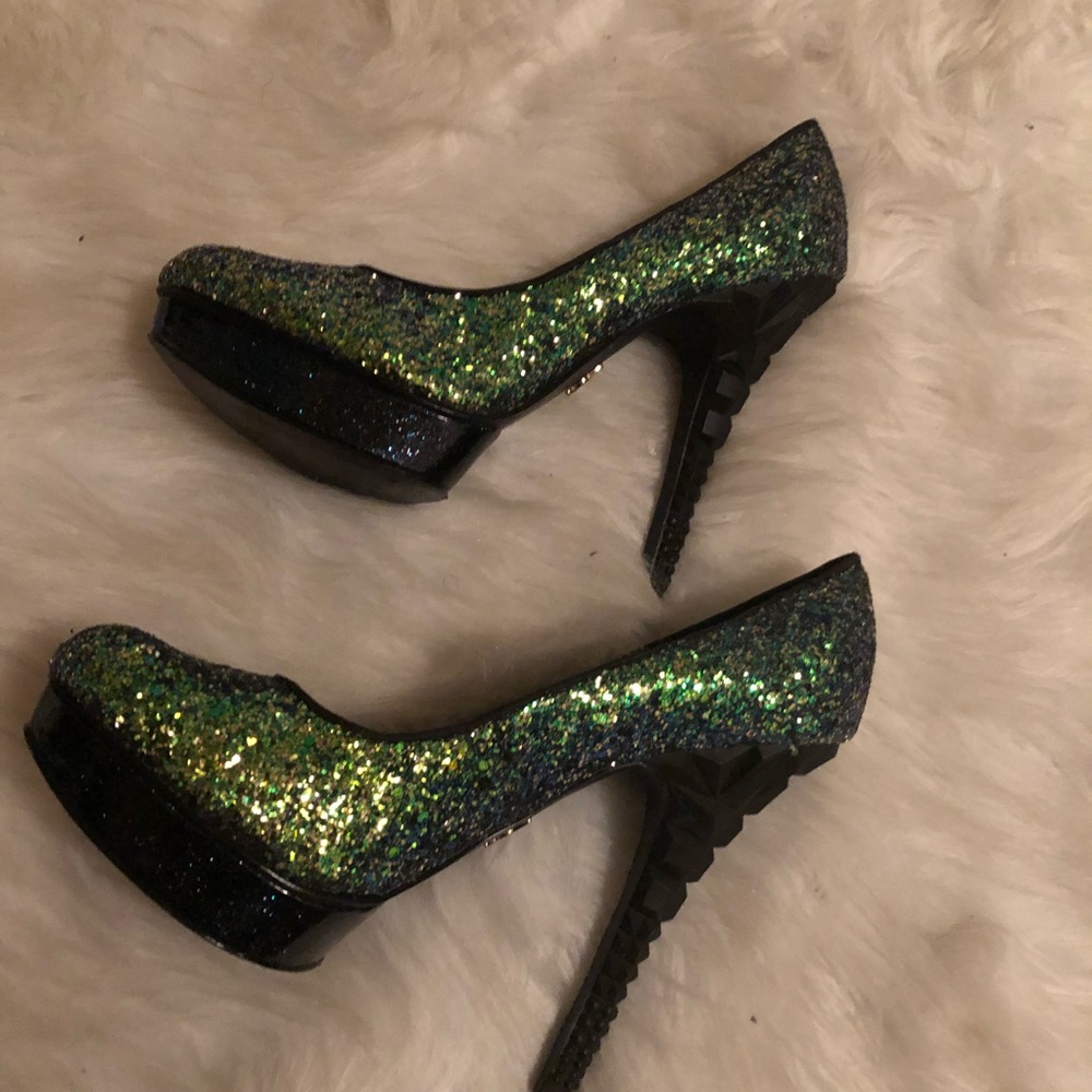 Glitter green platform heel size 10